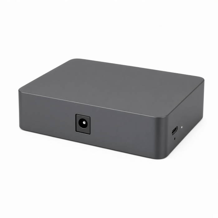 Triple 4K Display Docking Station, USB-C, HDMI, DisplayPort, Black